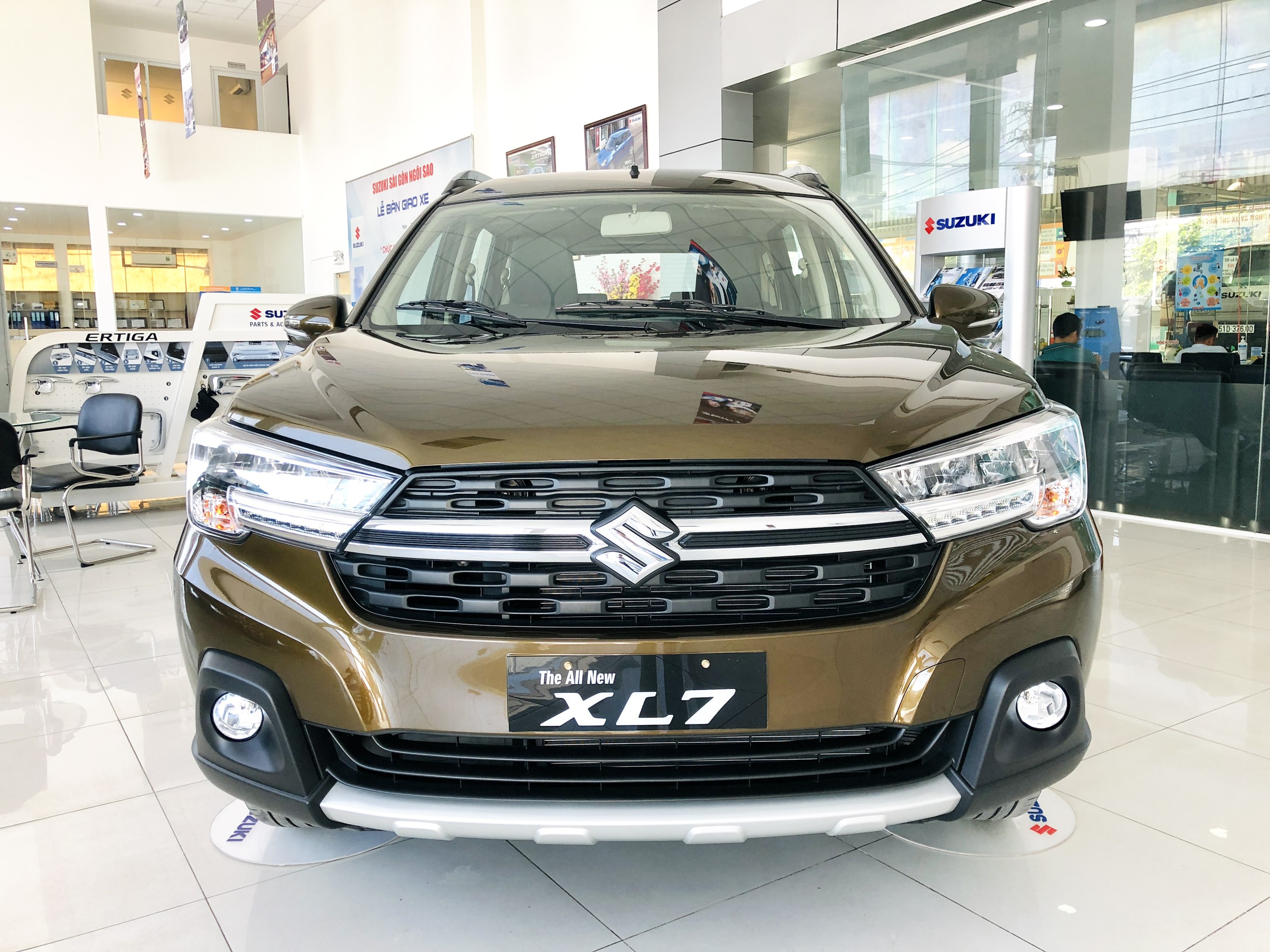 So sánh Suzuki XL7 và Suzuki Ertiga
